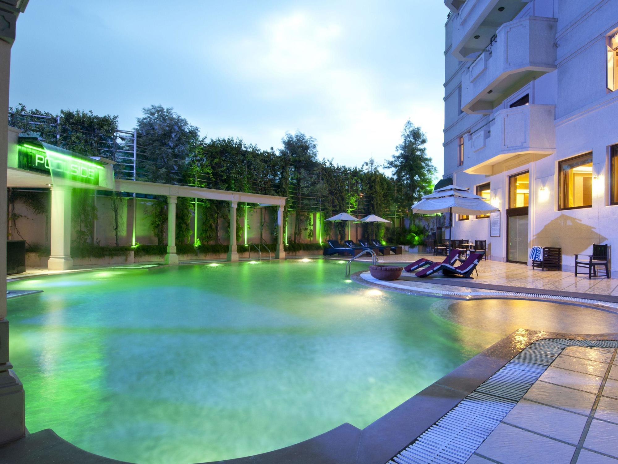 Howard Plaza The Fern, Agra Εξωτερικό φωτογραφία